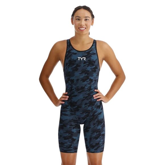 TYR Women's VENZO™ Closed Back Kneeskin Tech Suit - Picture 1 of 12